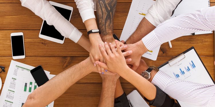 Team Building in azienda: cos'è e perché scegliere di farlo - 4S BLOG